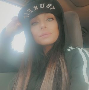 Meet your Posher, Brandy